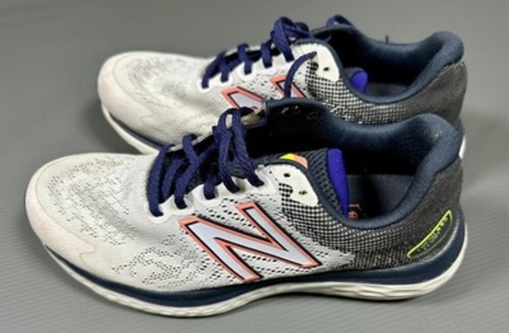 New Balance Fresh Foam 880 v11 Womens Running Shoes